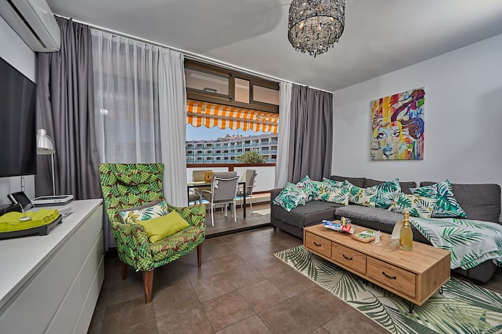 Modern, Renoveted, 150 M Yumbo, 600 M Sandy Beach. Wi-fi Free. Fully Equipped. - Mogán