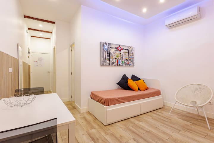 Apartamentos De Rosa María, Apartamento Familiar 2 - Madrid