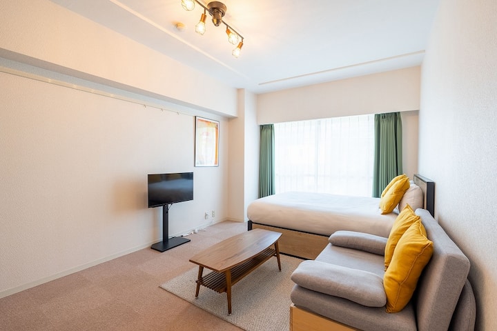 Direct access to Shibuya Station in 12 minutes!/8-minute walk from the nearest station/Popular…