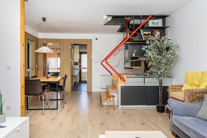 Baruhaus Duplex Piscina Y Parking Villamañan, A... - Valdevimbre