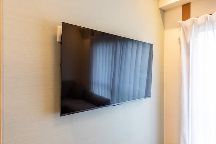 Kimberly's apartment, a great location 1 minute on foot from the