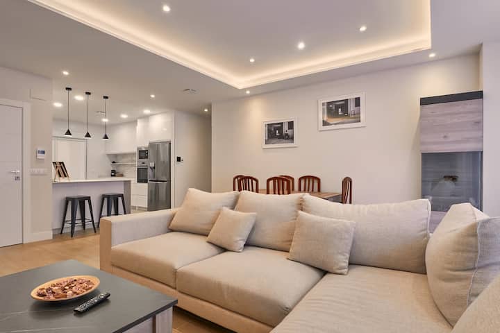 Apartamentos De Francisco En El Centro De León, A. - León