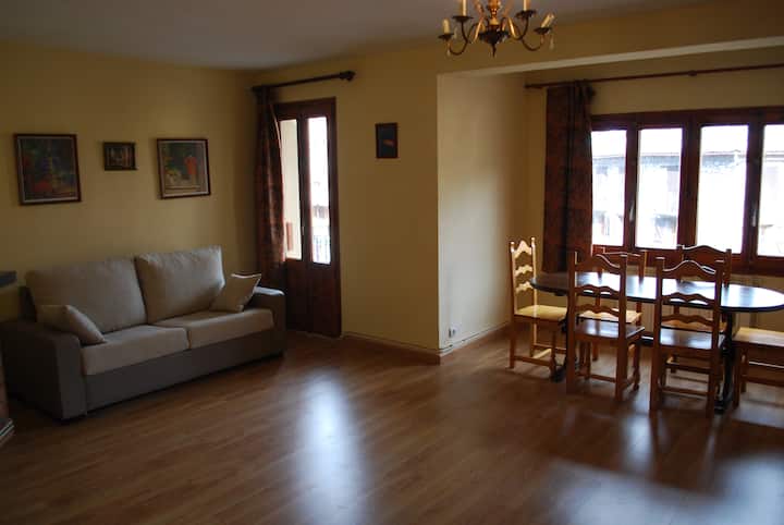 Apartamentos De Amador, Flap 2d - Castejón de Sos