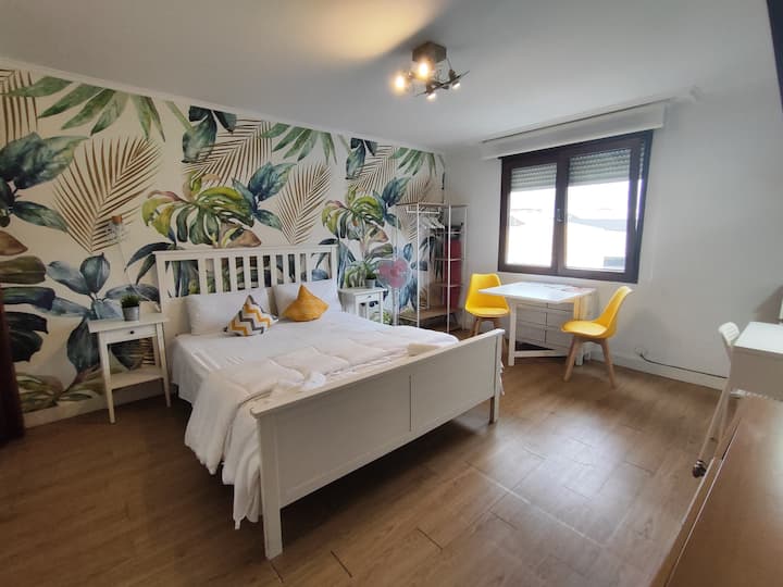 Estudio Con Tv Con Wifi Y Fácil Aparcamiento - Santander