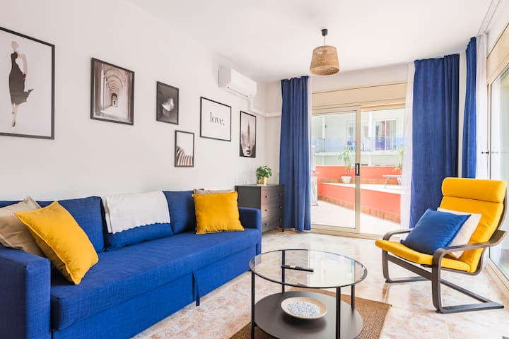 Grand Apartment , Red Apartment - Lloret de Mar