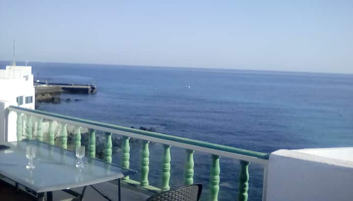 Apartment Am Wasser Mit Terrasse - La Graciosa