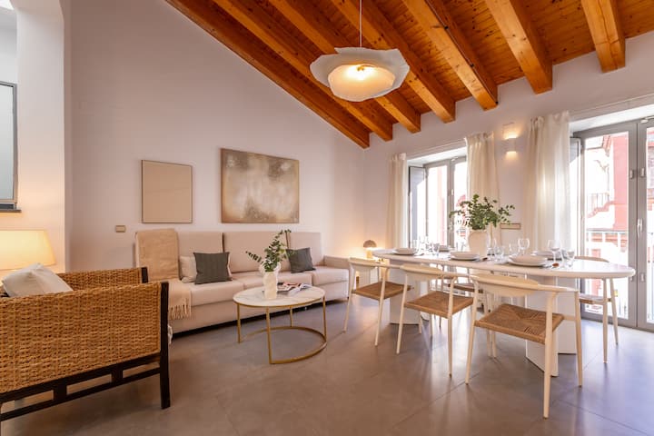 Isg Apartments Palacios Malaver, Apartment With... - Sevilla