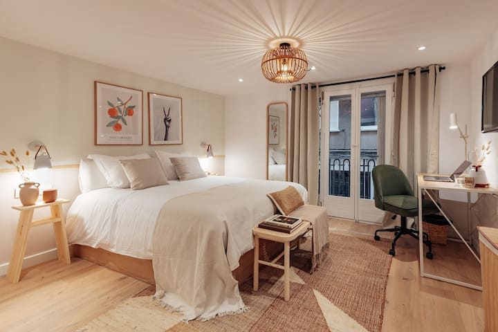 Casa Lennon - 2 Bedroom Apartment In Gràcia - Barcelona