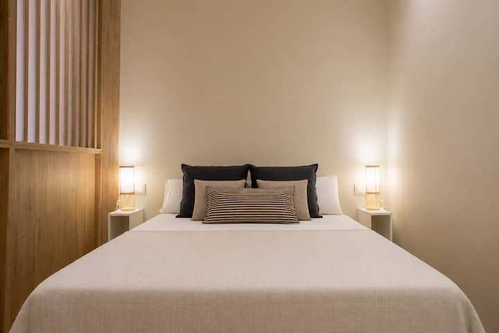 Valencia Port Rooms Ac Wifi, Apartment 5 - For 4 . - Spain