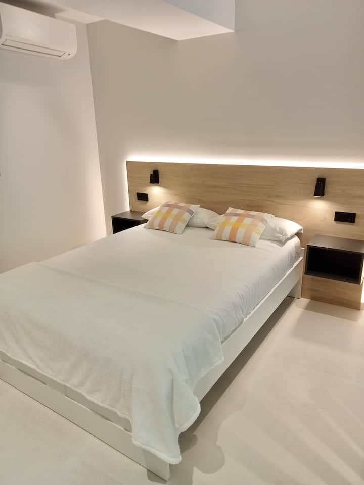 Las Camelias, Estudio 2 - Vigo