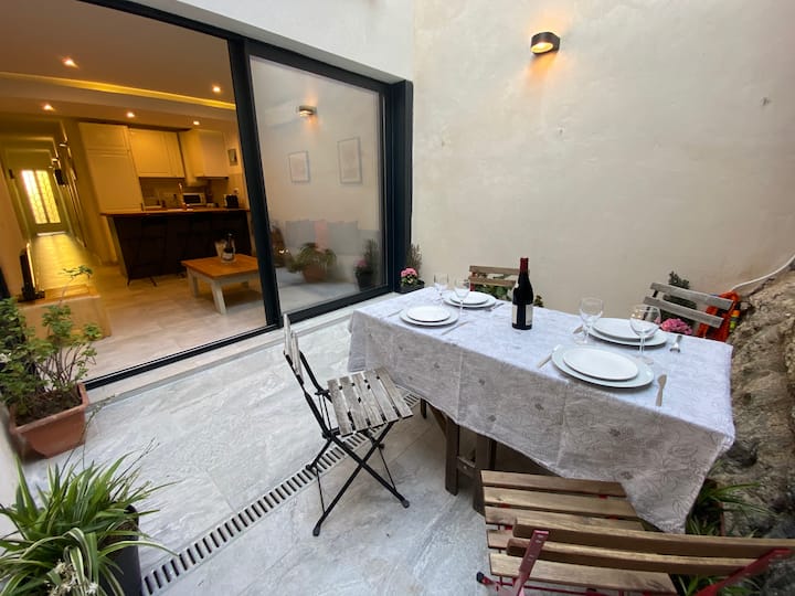 Charming 2-bedroom, A/c, Wifi, Steps To Beach ,... - Arenys de Mar
