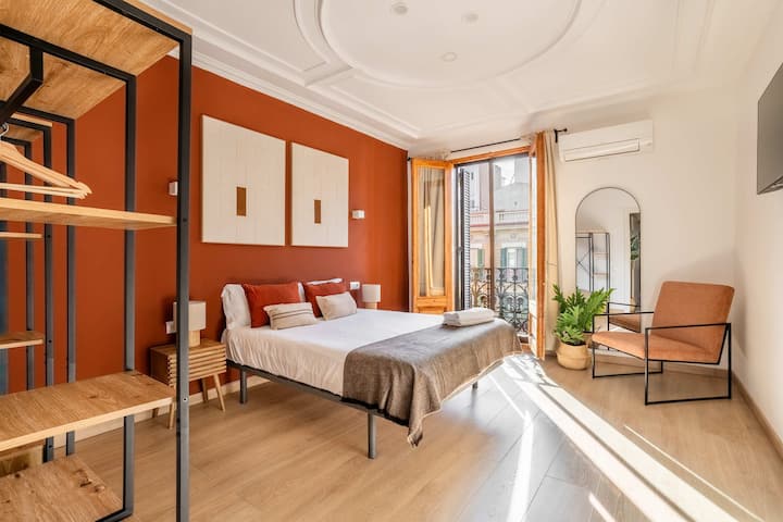 Paseo De Gracia 5bd And 3bth For 10 With Terrac... - Barcelona