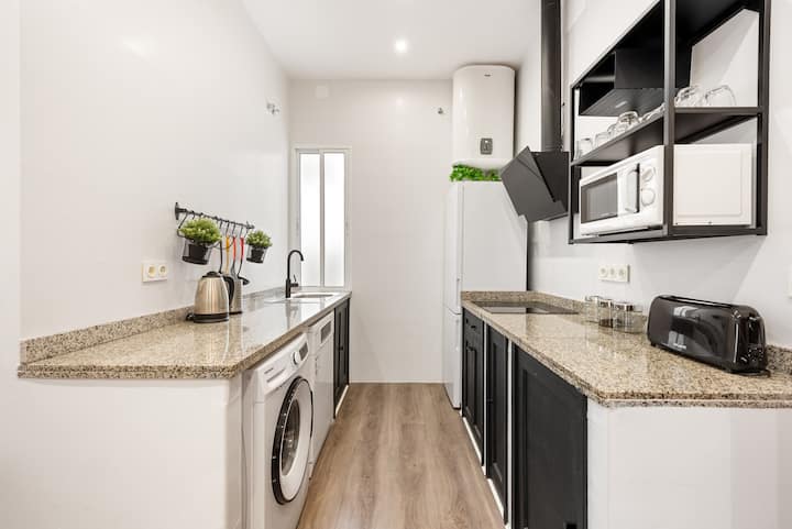 Apartamentos De James, Apartamento Familiar 1 - Málaga