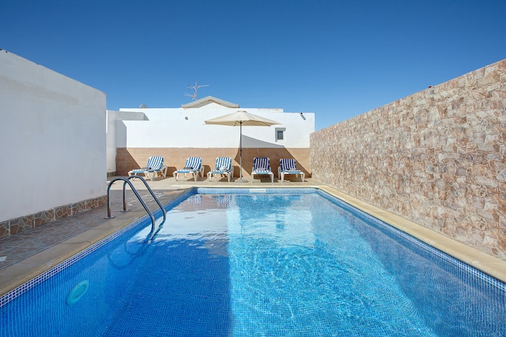 Casa Tomás B - La Oliva