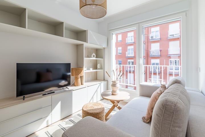 Caterina Azca Nuevos Ministerios, Double Apartment - Madrid