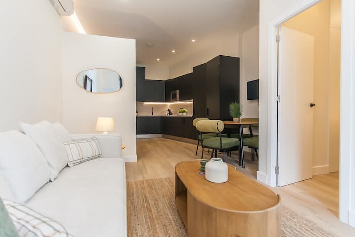 Apartamentos De Adolfo Y Paloma Near By Madrid Ri. - Alcorcón