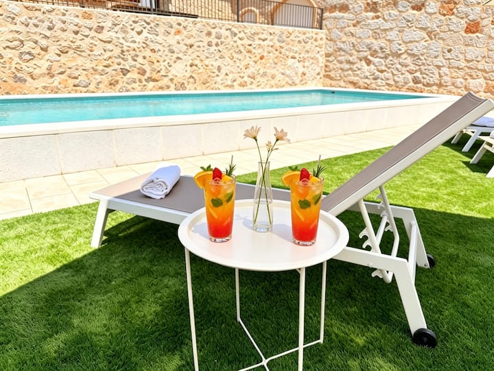 La Serrería | Jacuzzi Privado, Piscina Y Castil... - Belmonte