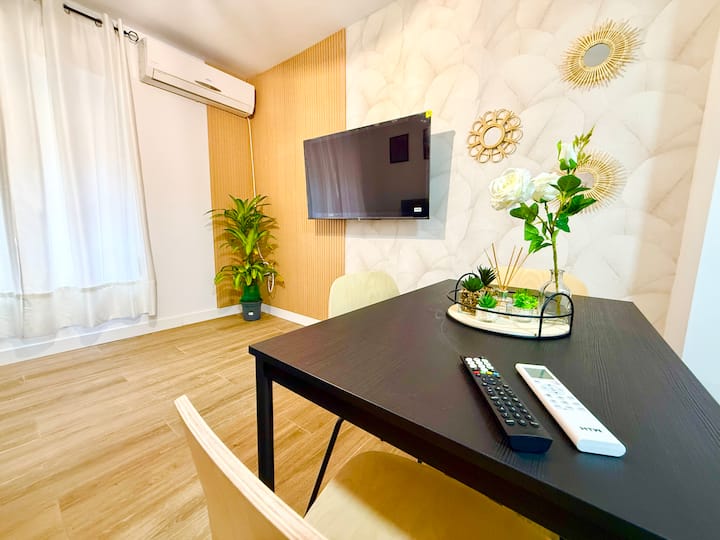 2 Rooms - Casanova Centro 
, Casanova Centro A ... - Huelva
