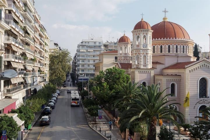 Mitropoleos