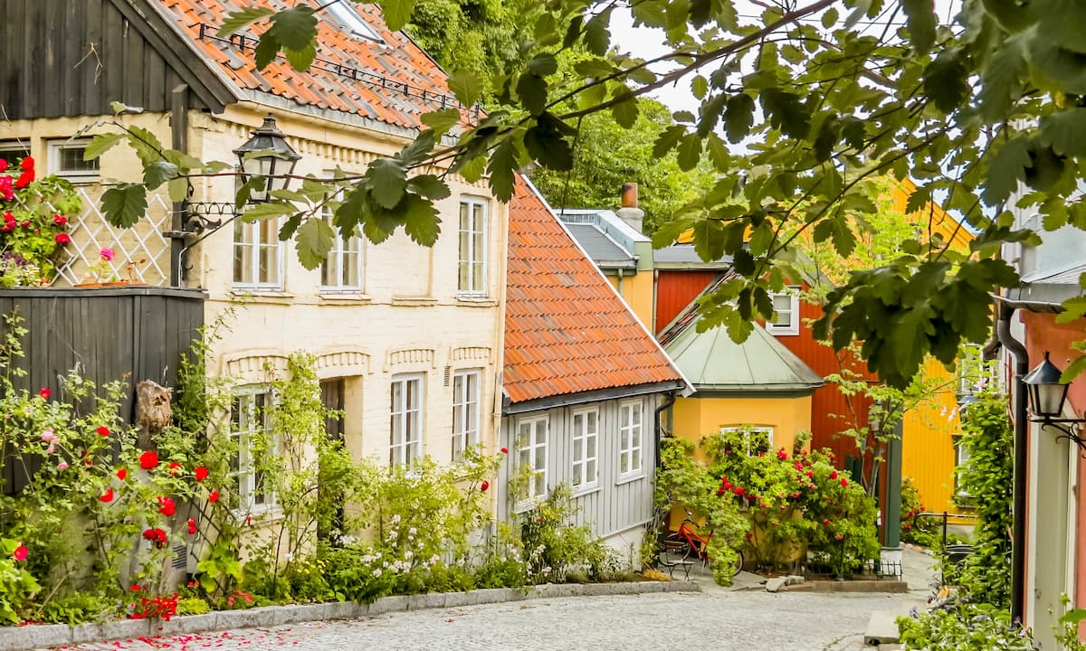 Image showcasing Oslo, Norway Vacation Rentals (4.9 out of 5) - Airbnb