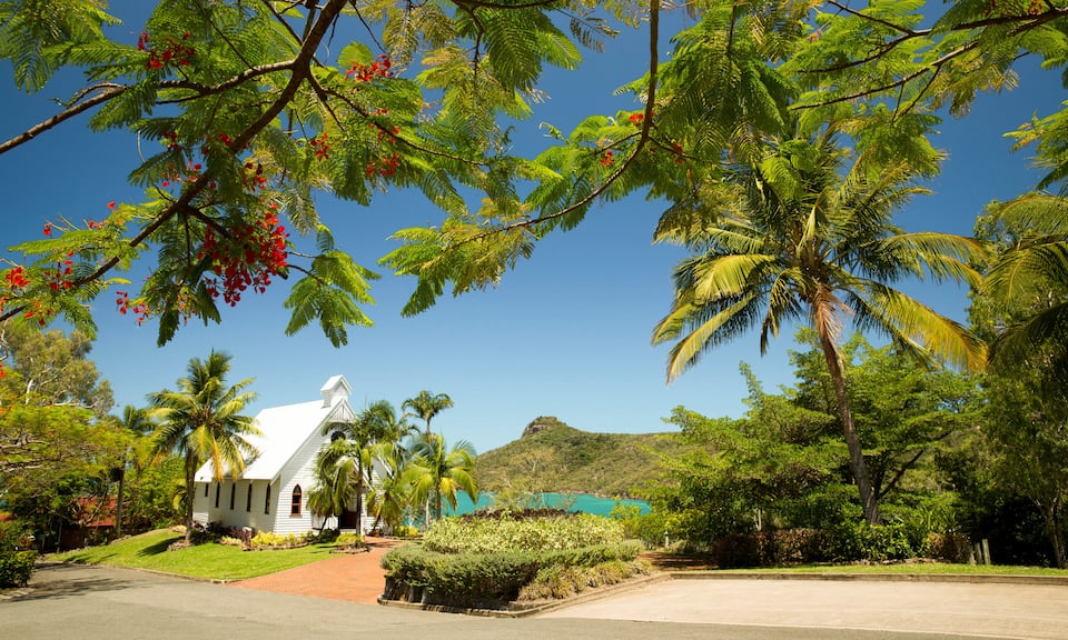 Walk In Incline Pool Whitehaven Beach Apartment holiday rentals | Airbnb