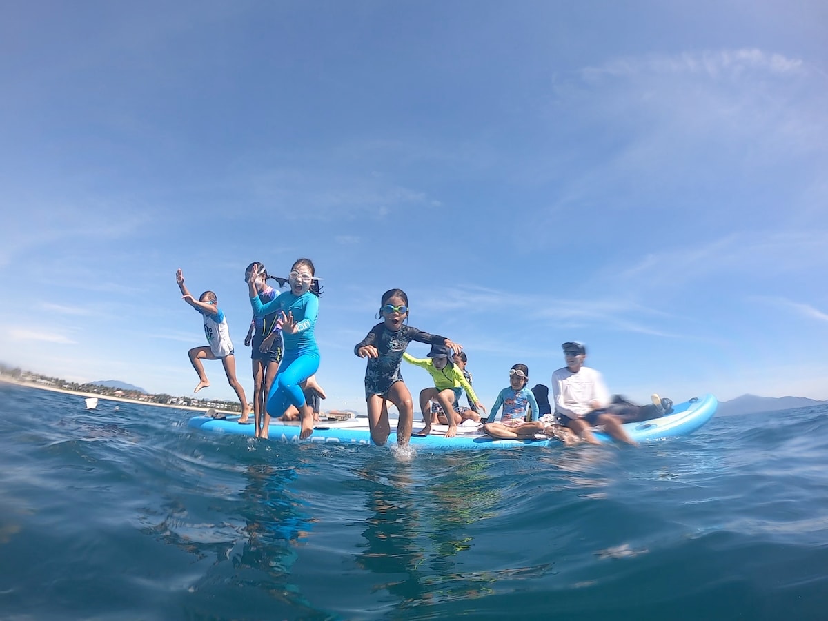 Isa certified Group surf class in Danang/Hoian