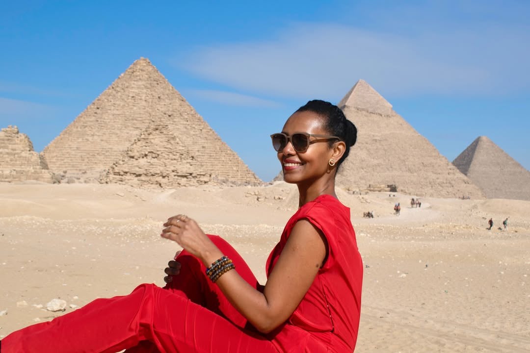 Esplora le piramidi di Giza con una persona del luogo