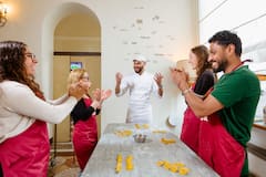 Prepara pasta fresca y combínala con cinco vinos toscanos