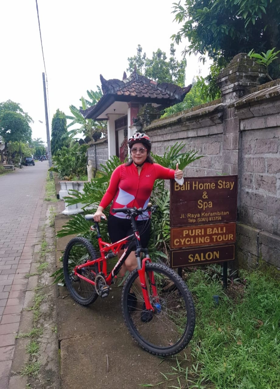 Rental Bicycle And Motor Scooter For Tour