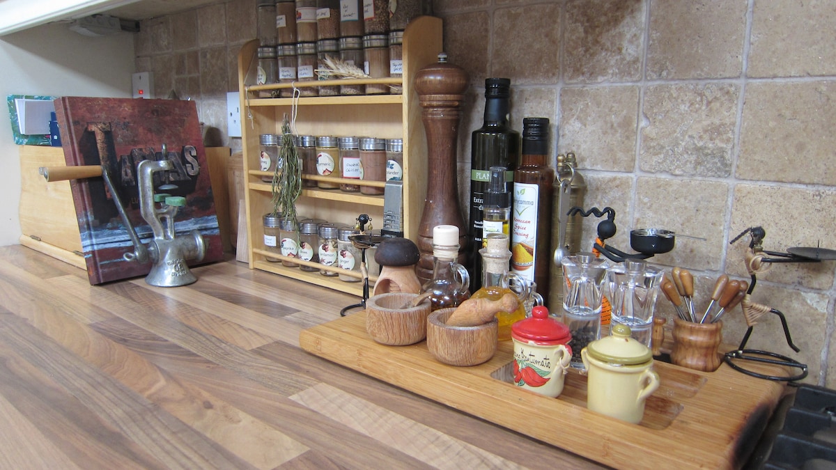 Irish Craic and Cuisine