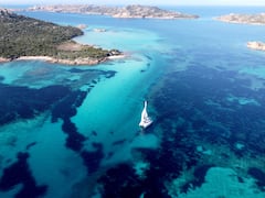 Excursión diaria en catamarán por el archipiélago de La Maddalena
