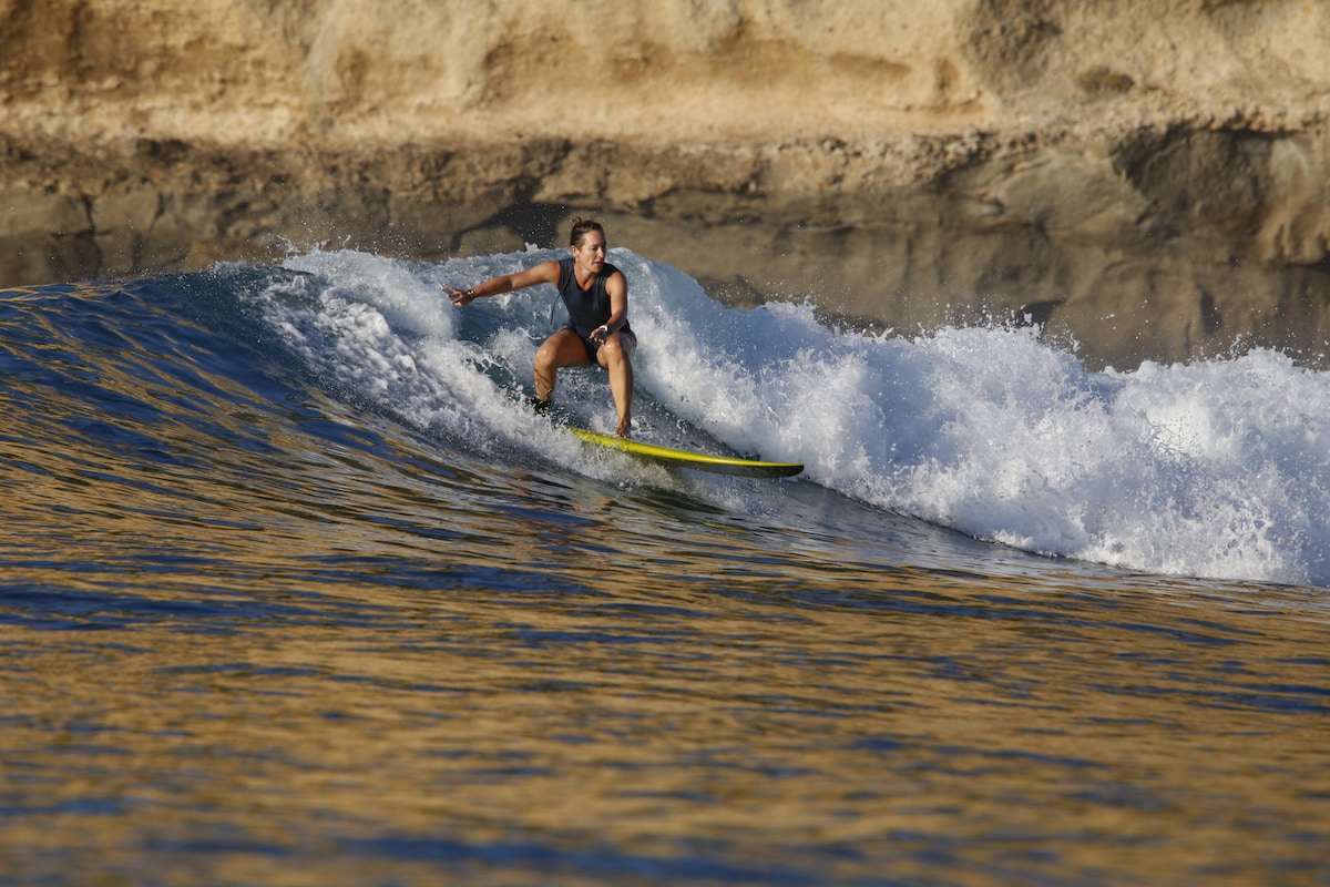 Surf lesson in Gerupuk