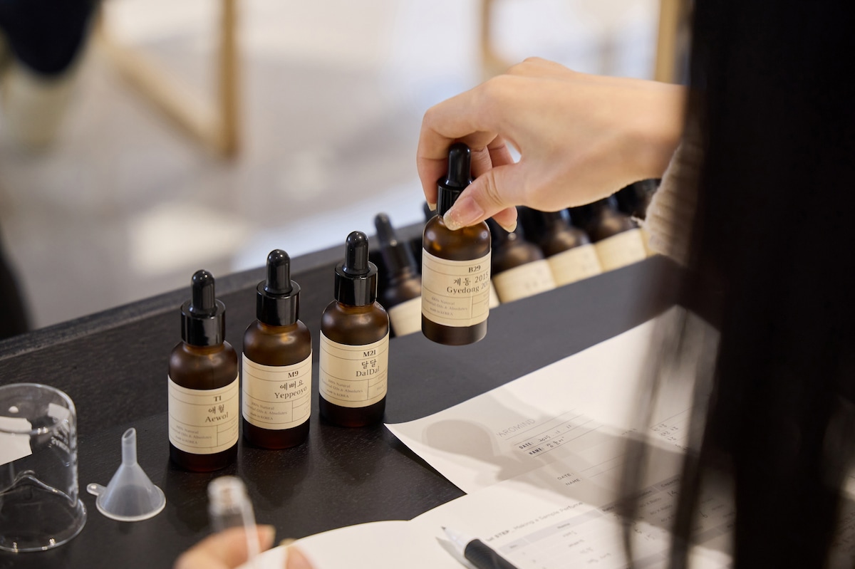 Craft Your Own Natural Niche Perfume in Hongdae