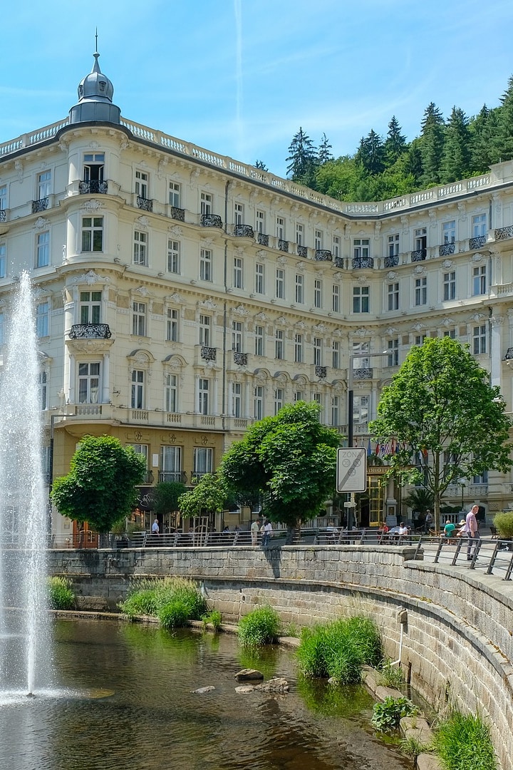 Explore Karlovy Vary with a local