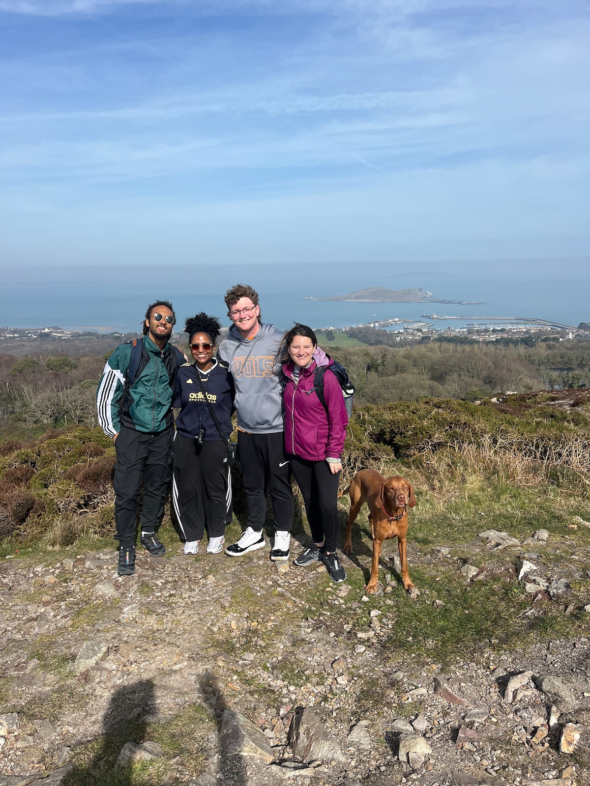 טיול בחוף Howth