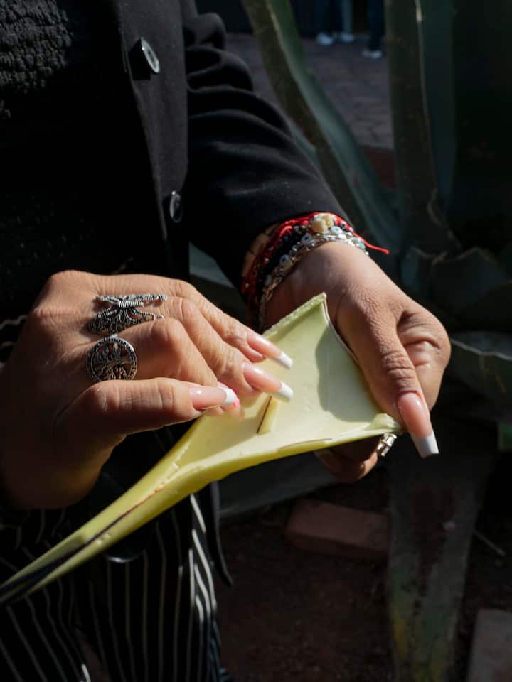 Explora la pirámide del sol de Teotihuacán