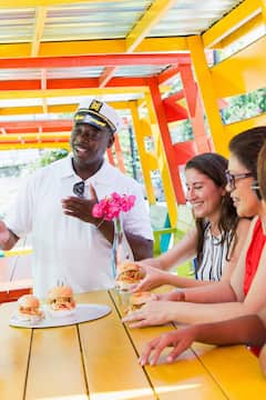 Explore Nassau's flavors with a foodie