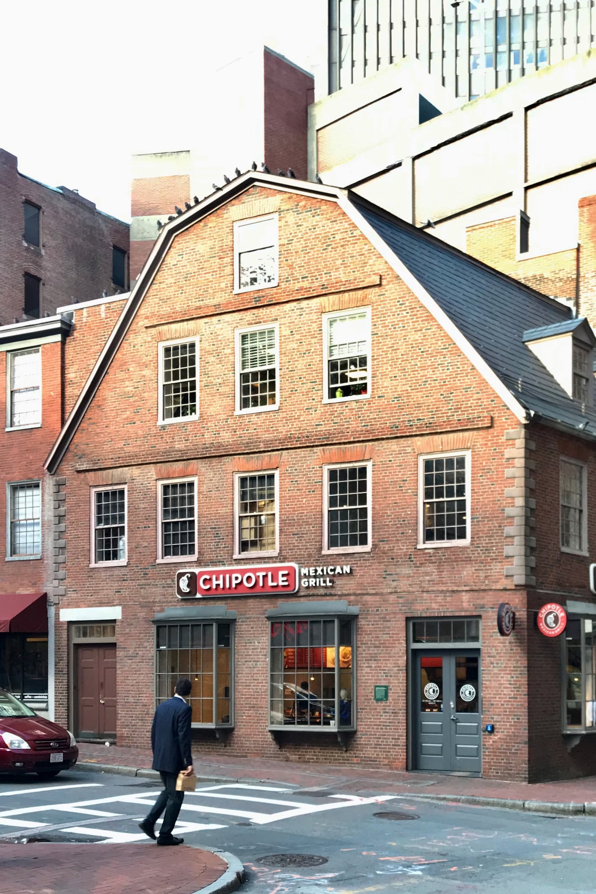 Explore the freedom trail and historic Boston