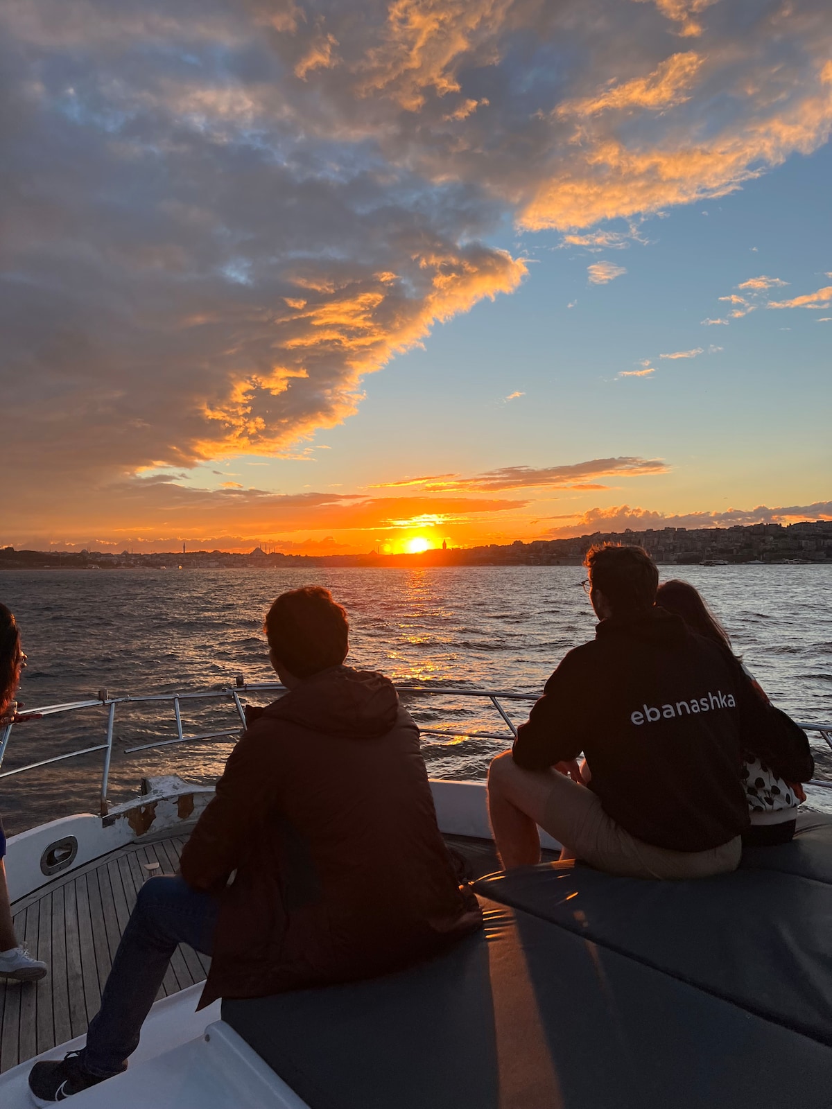 Airbnb Top-Rated Bosphorus Sunset Yacht Tour