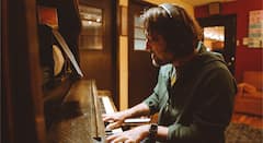 Learn about recording, vinyl records&tape machines