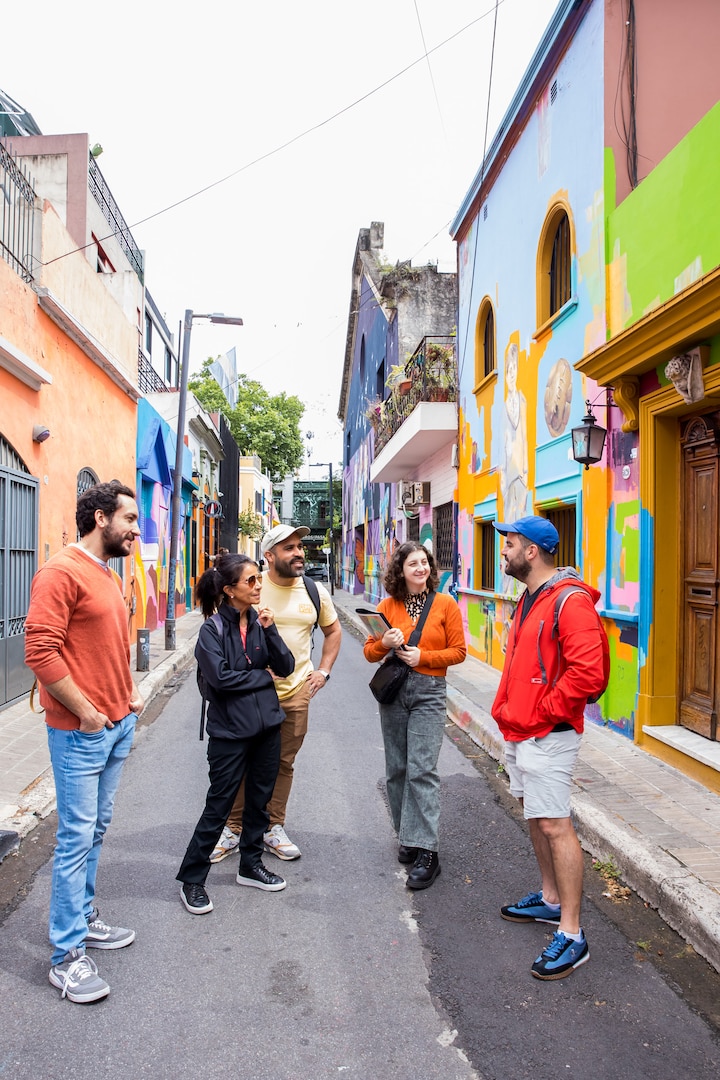 Discover Palermo's Street Art with a Specialist · ☆4.93