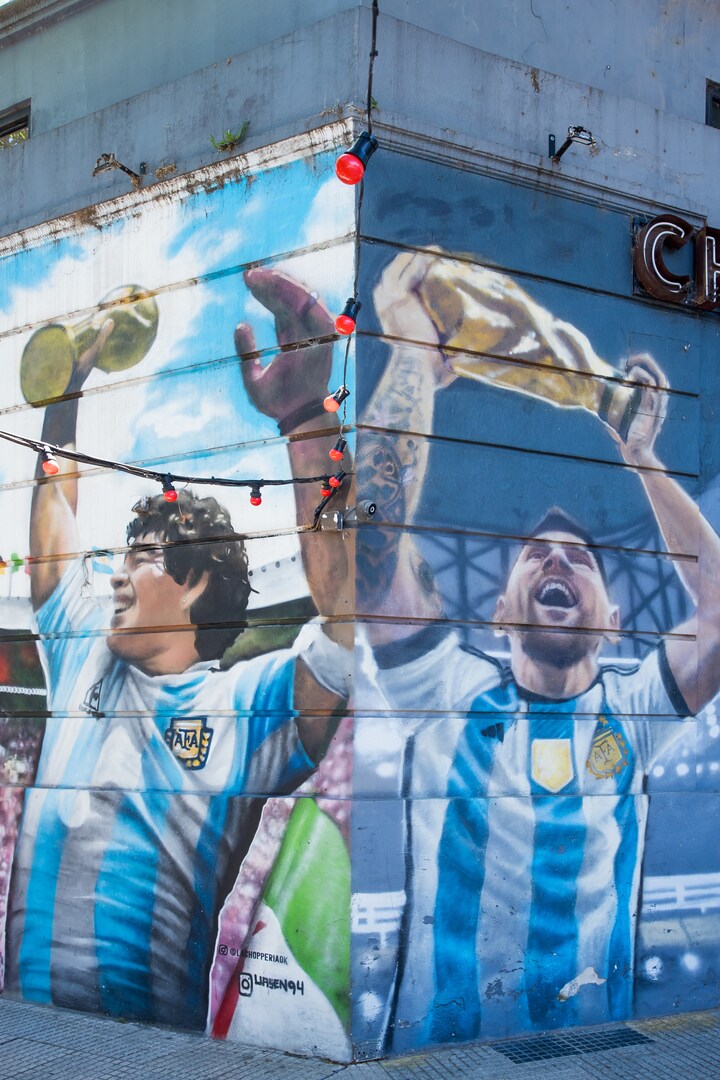 Discover Palermo's Street Art with a Specialist · ☆4.93