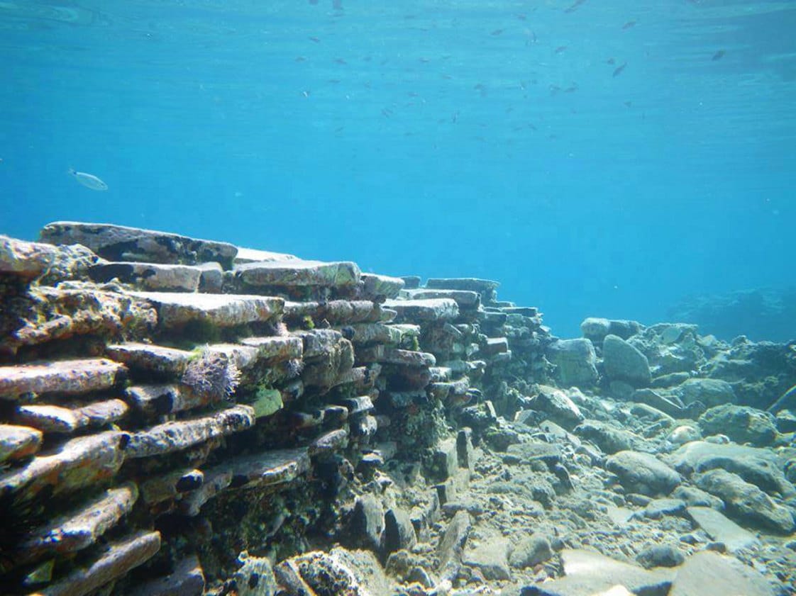 古代科林斯和迈锡尼沉没城市浮潜