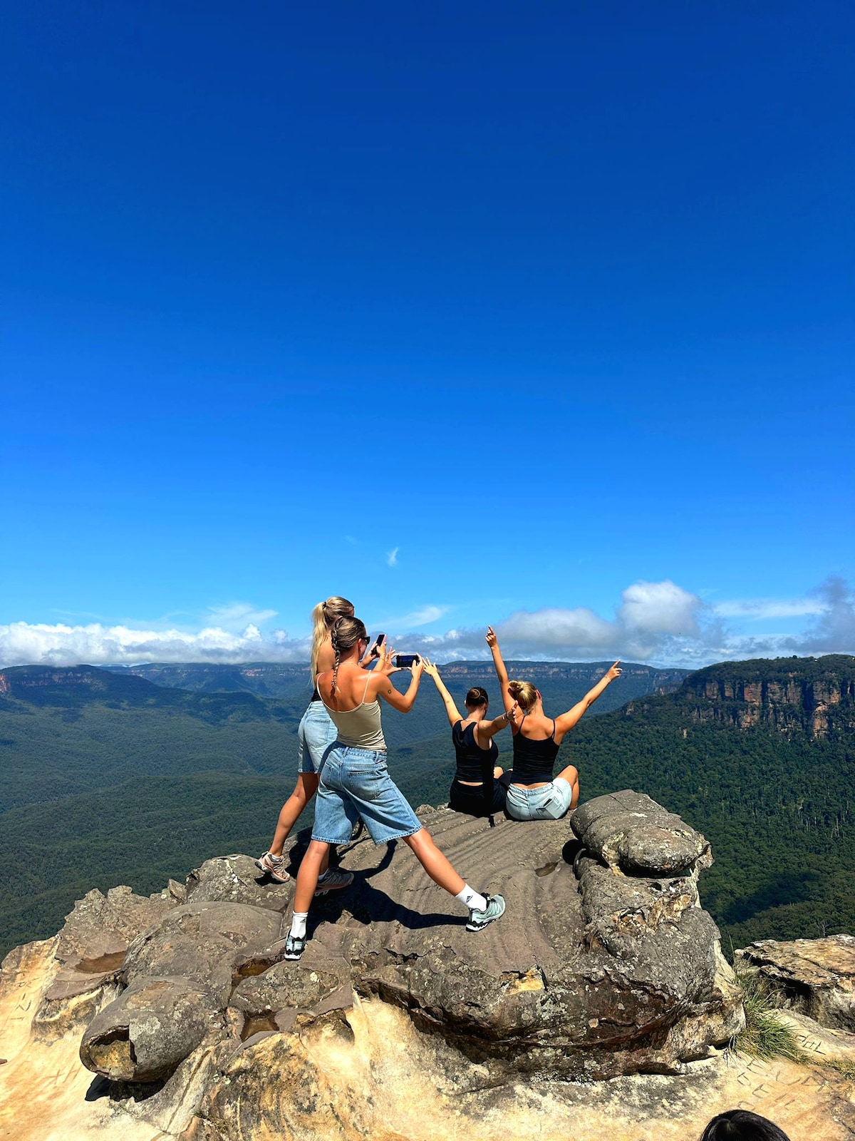 Wandere zwischen den Wasserfällen in den Blue Mountains