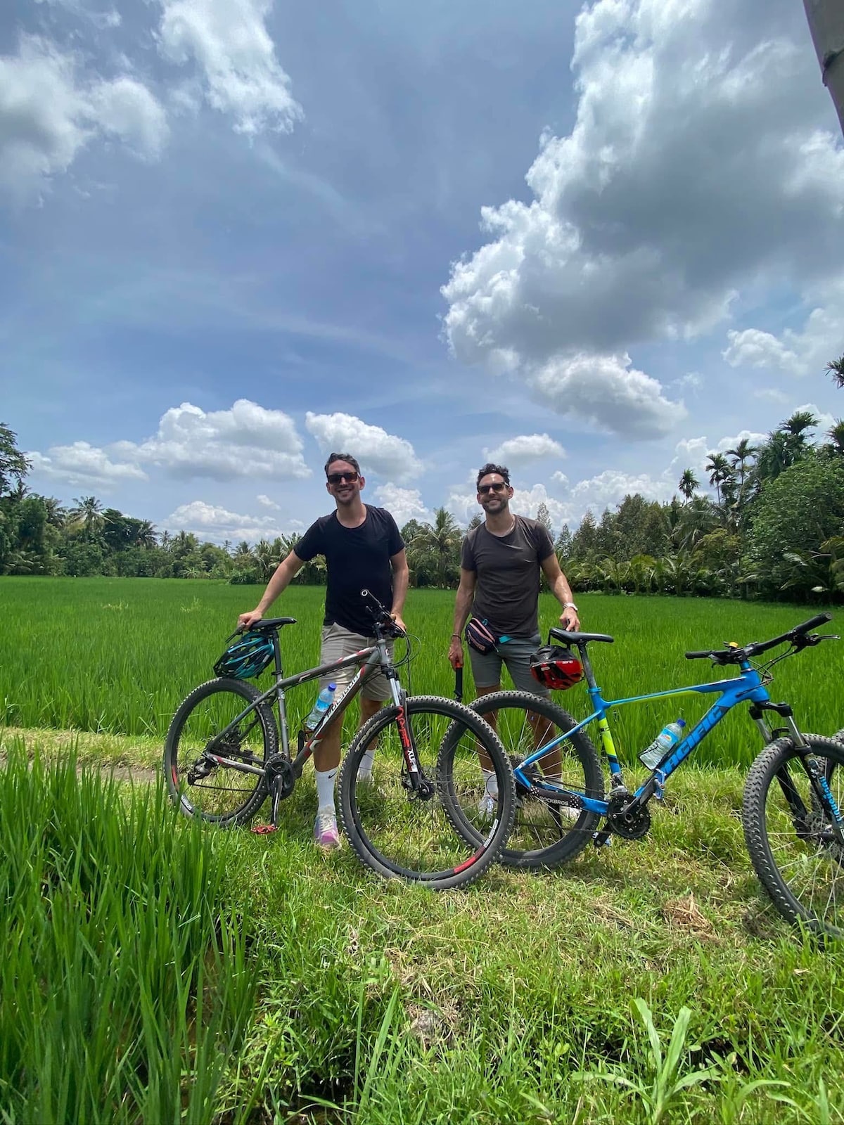 Cycle through Lomboks countryside
