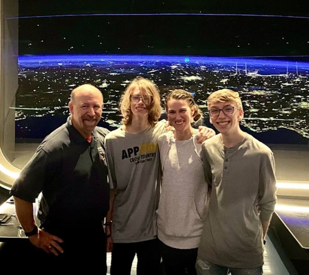 Chat over lunch or dinner