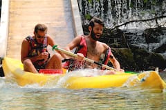 Pagayez dans les eaux émeraude de la Sorgue