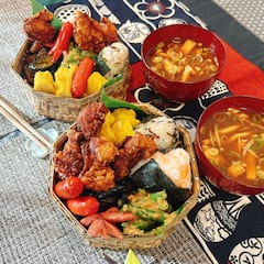 制作传统日式便当和味噌汤
