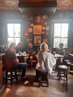 Zondagmiddag traditionele Ierse muziek kroegentocht