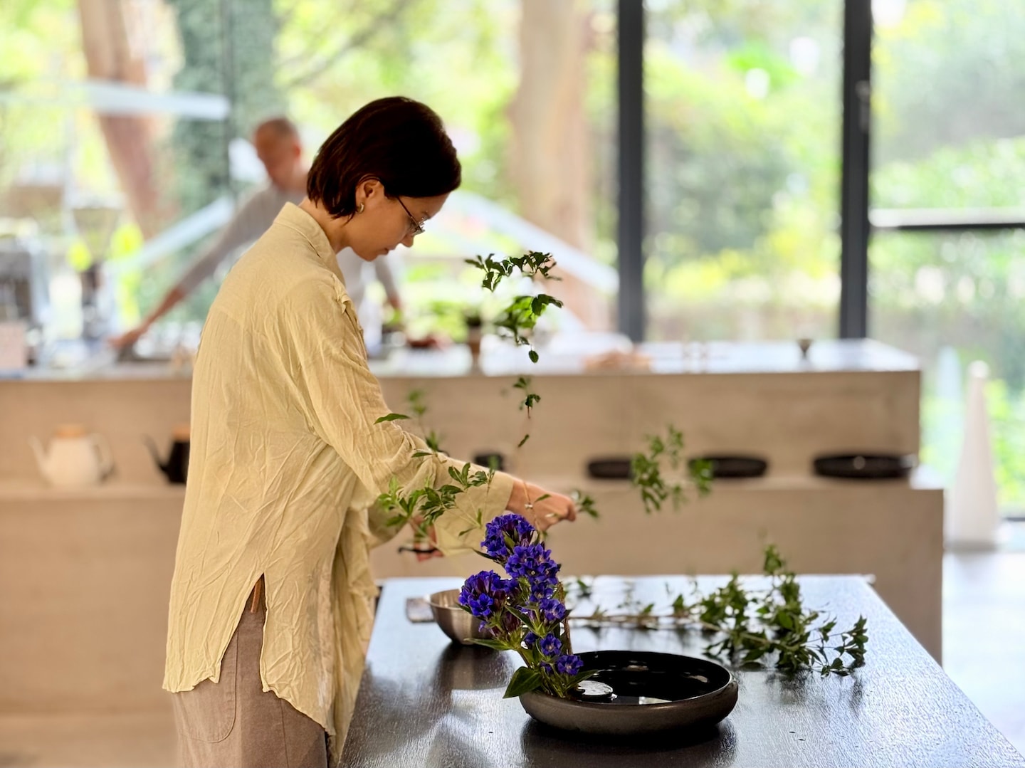 Ikebana Experience Osaka with Master Small Group · ☆4.91